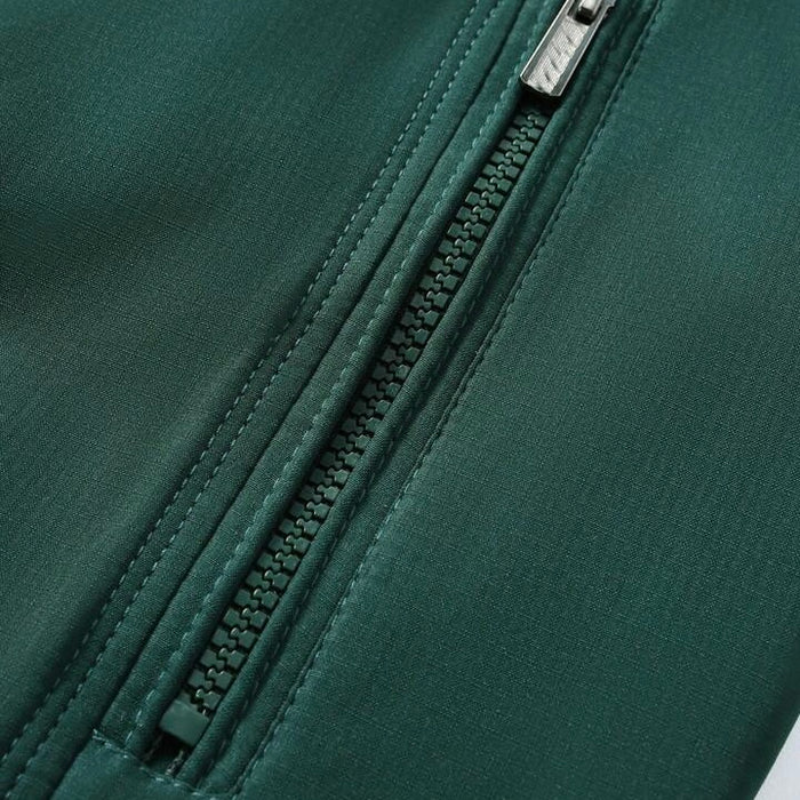 The Seattle Waterproof Performance Bomber